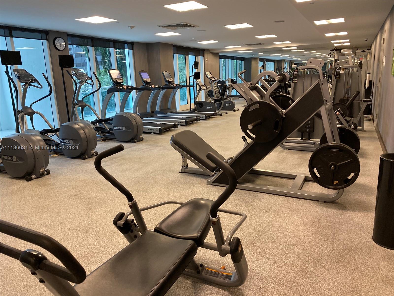 THE PLAZA 901 BRICKELL CO - Residential Lease