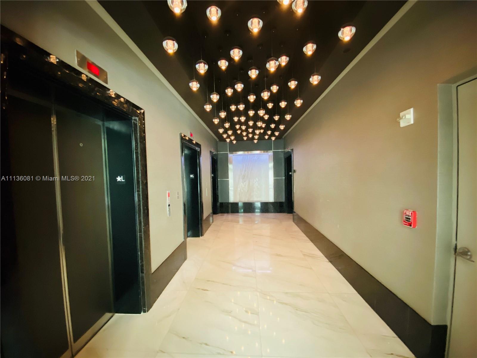 THE PLAZA 901 BRICKELL CO - Residential Lease