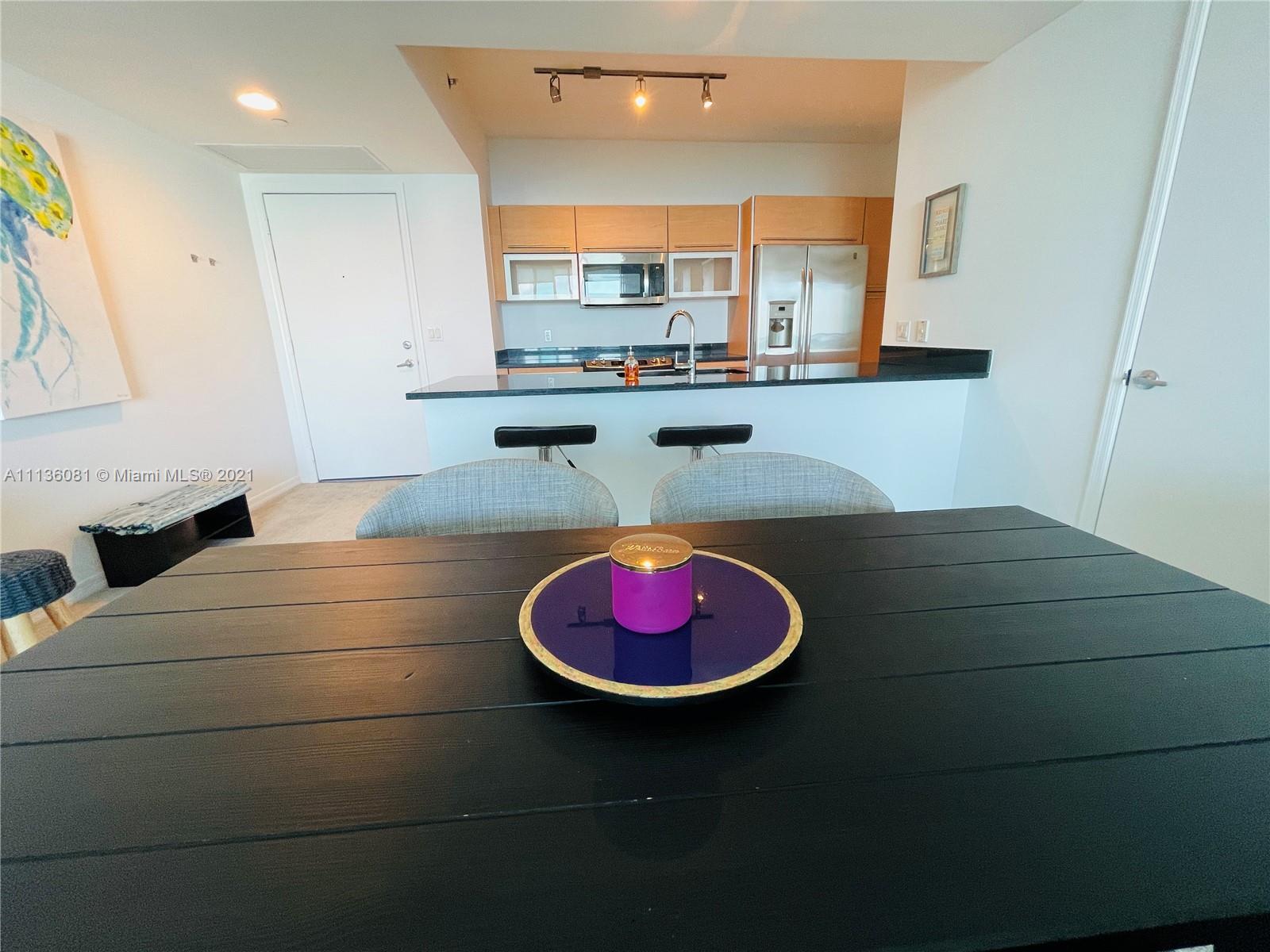 THE PLAZA 901 BRICKELL CO - Residential Lease