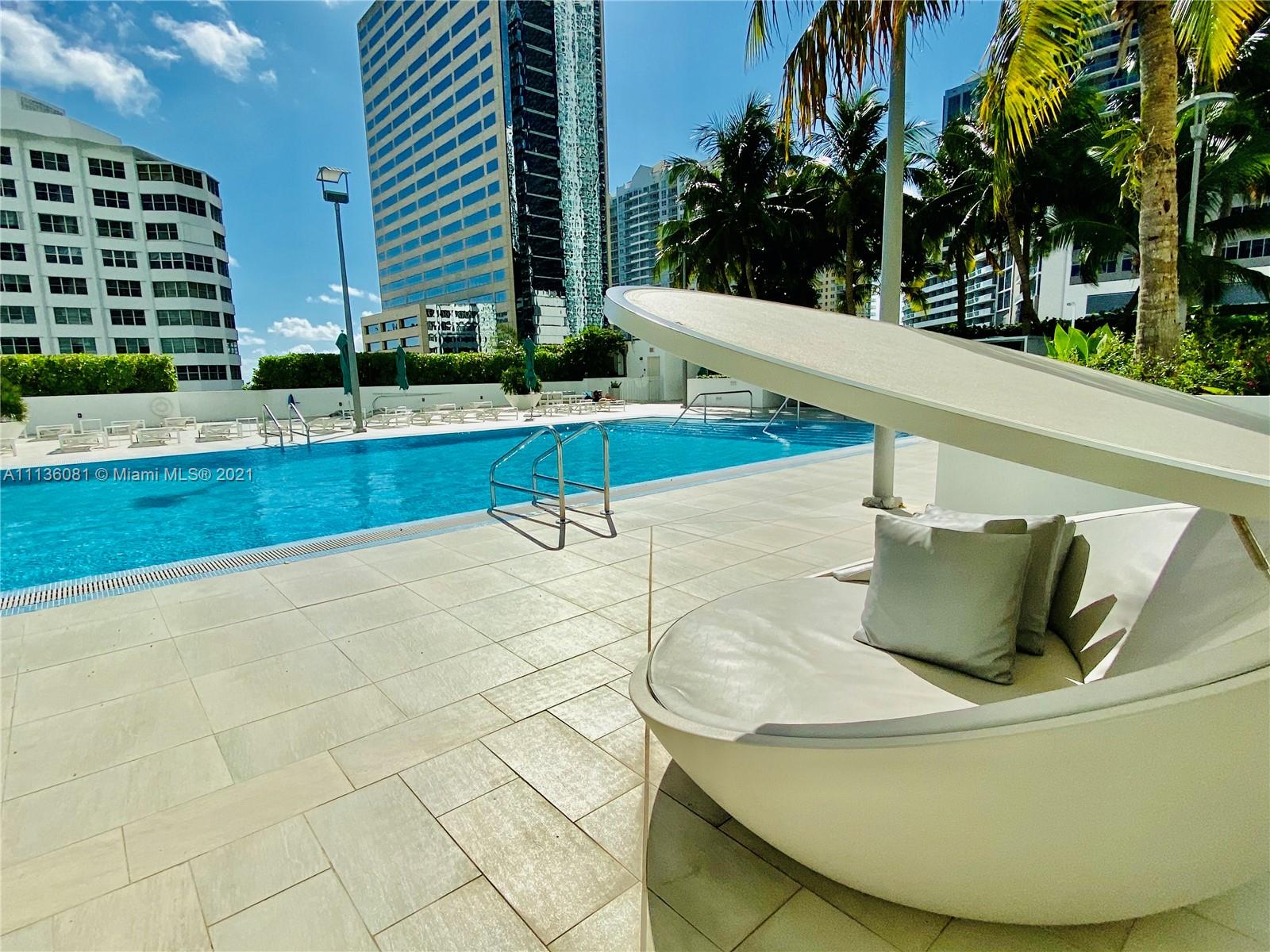 THE PLAZA 901 BRICKELL CO - Residential Lease