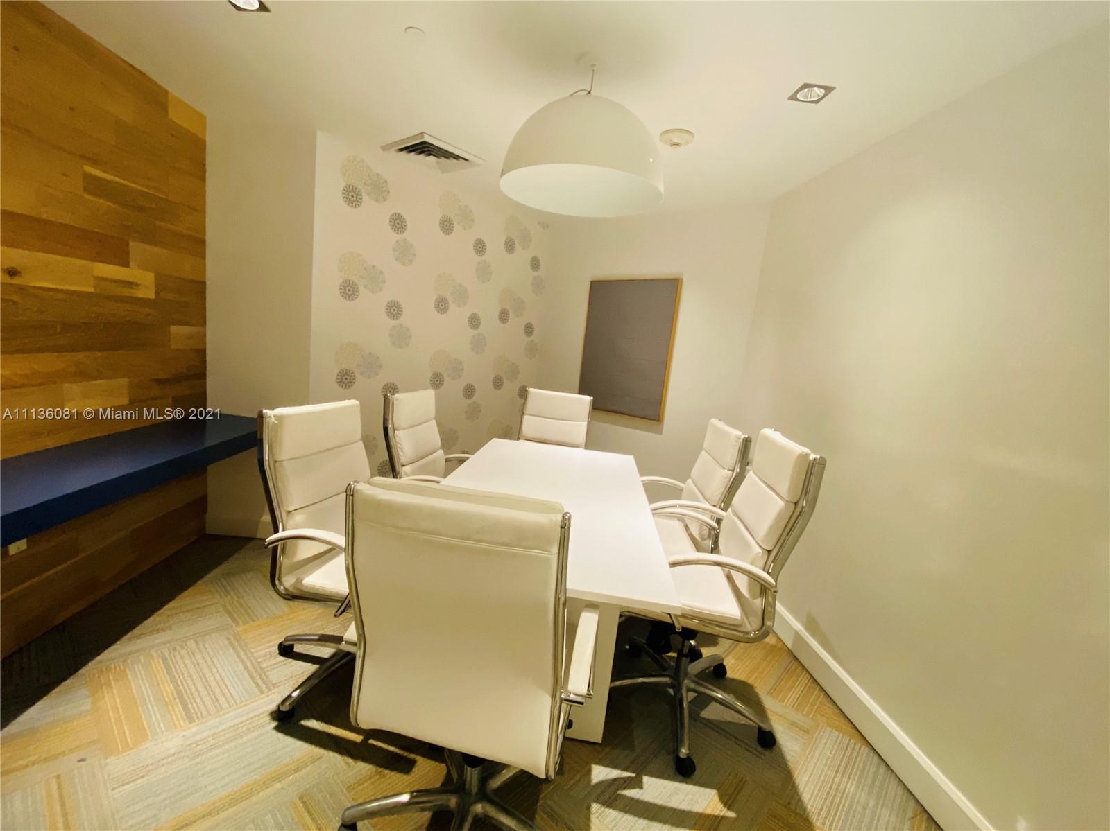 THE PLAZA 901 BRICKELL CO - Residential Lease