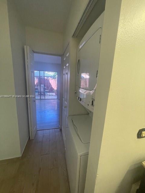 UNIVERSITY TRAIL - Residential