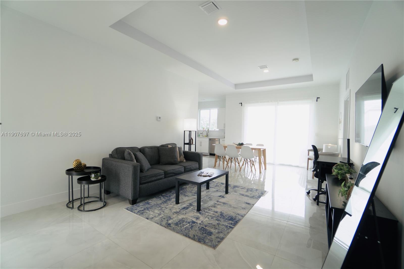 HARDWICK HEIGHTS - Residential Lease