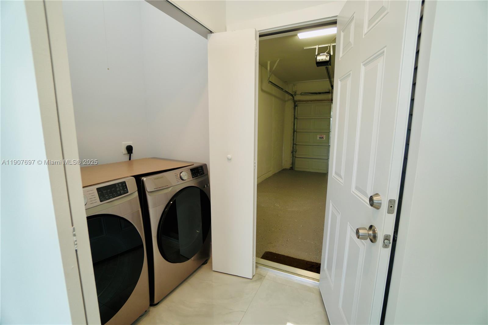 HARDWICK HEIGHTS - Residential Lease