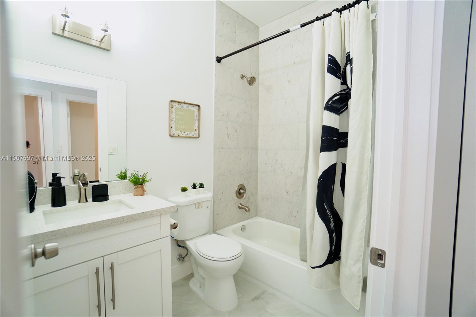 HARDWICK HEIGHTS - Residential Lease