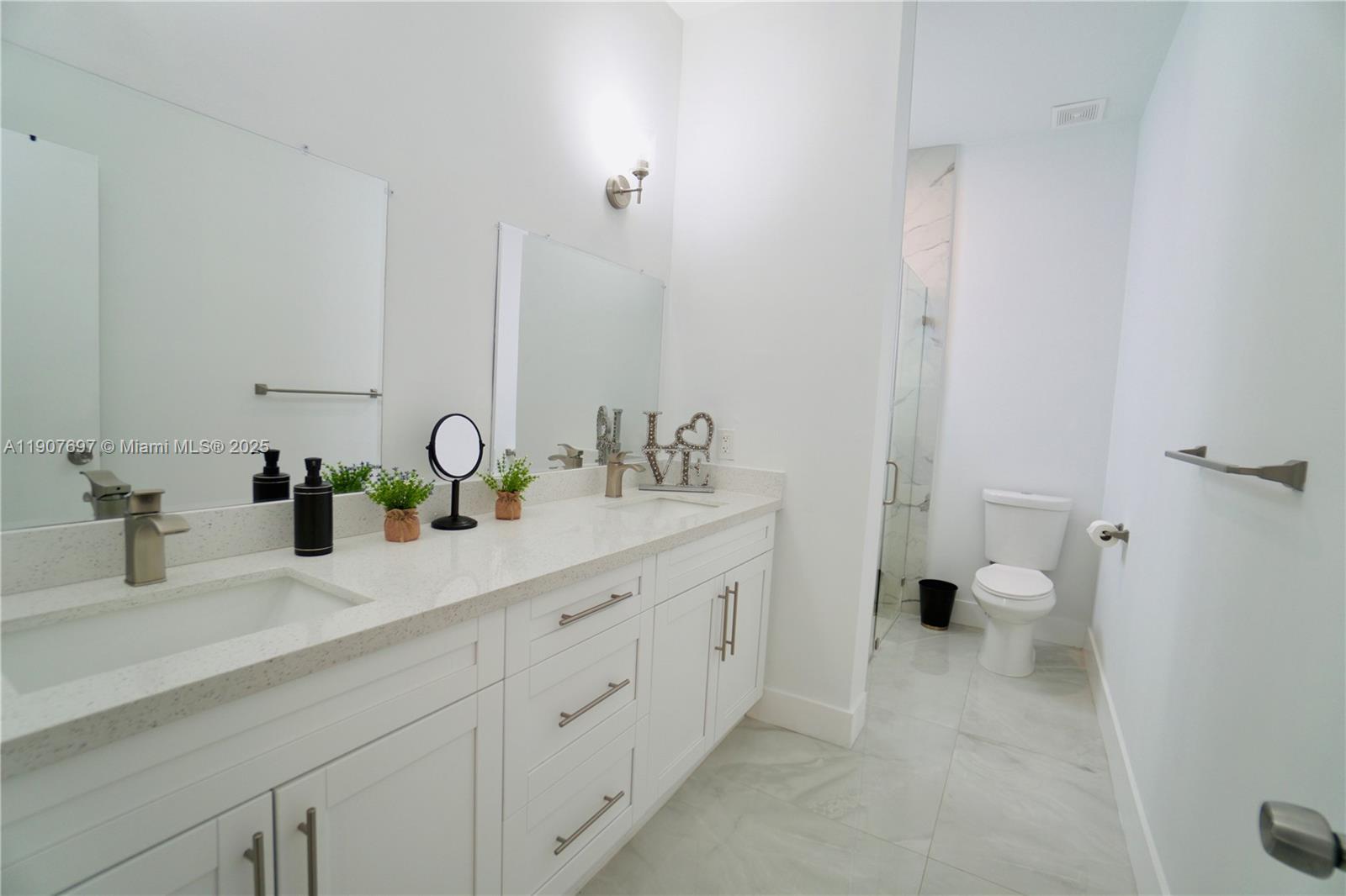 HARDWICK HEIGHTS - Residential Lease