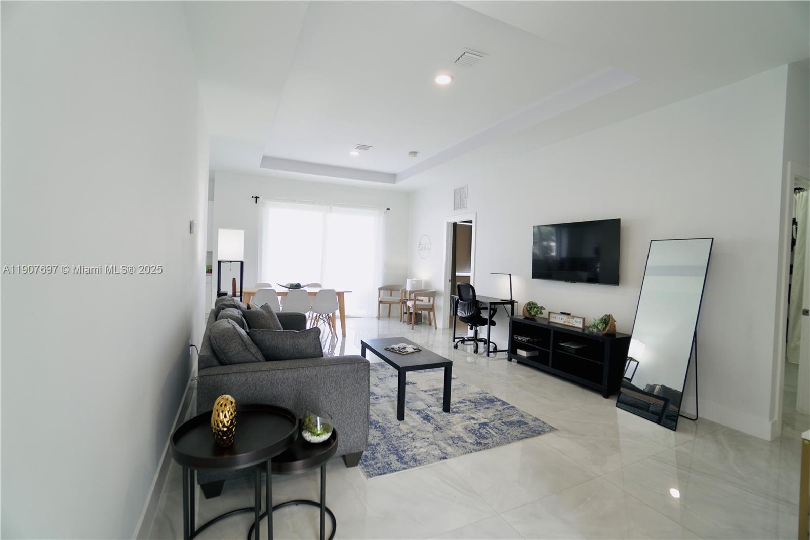 HARDWICK HEIGHTS - Residential Lease