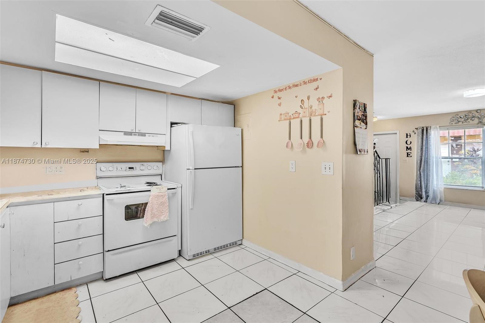 ROYAL OAKS TOWNHOUSE 5 CO - Residential