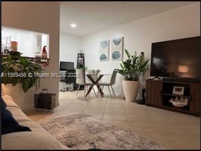 MALIBU GARDENS CONDO - Residential Lease