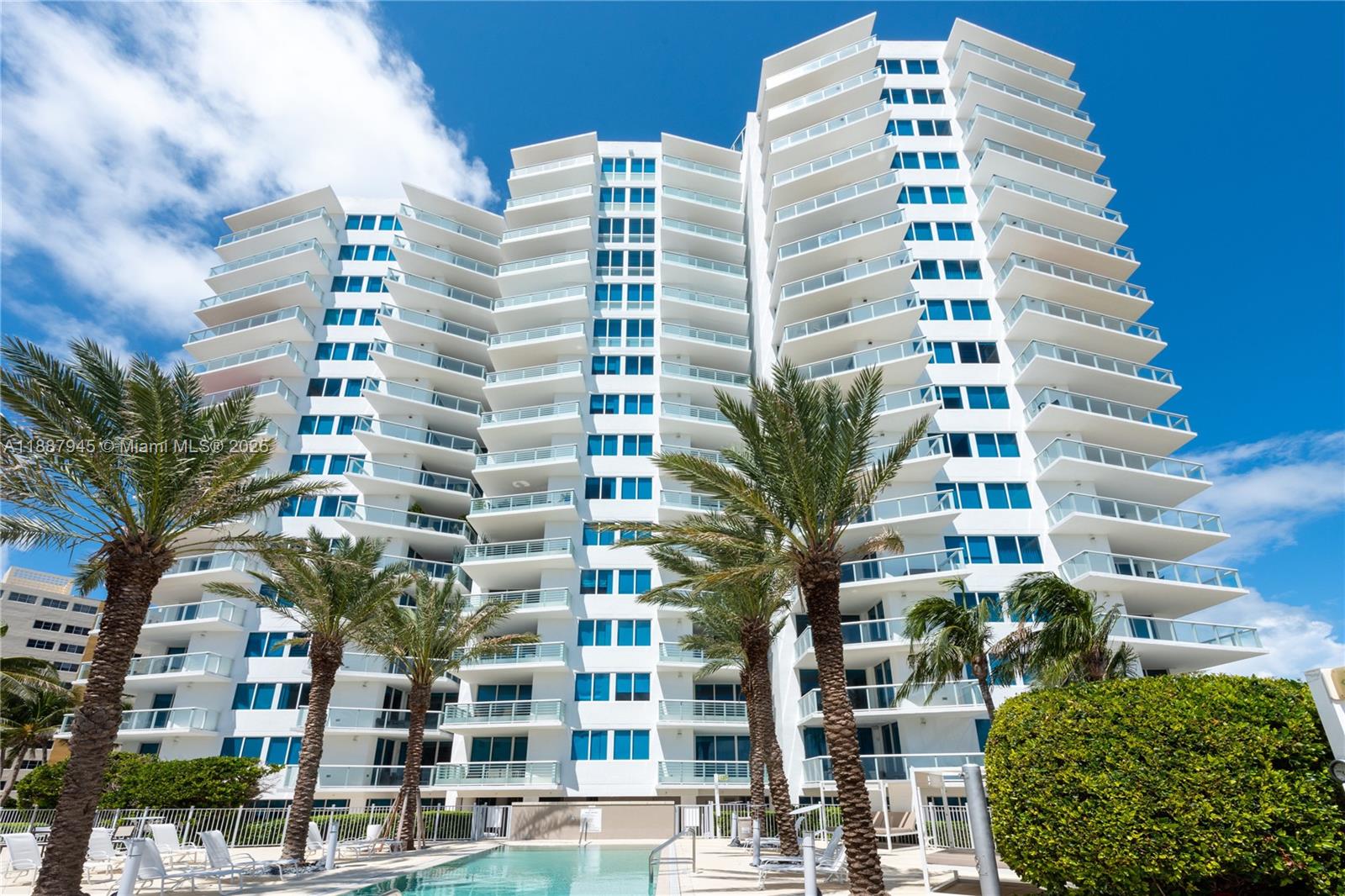 MOSAIC ON MIAMI BEACH - Residential