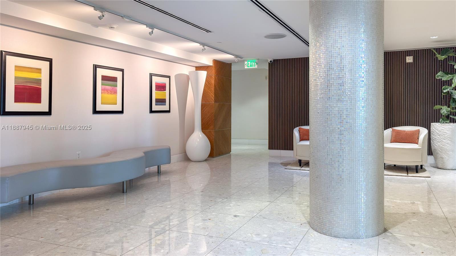 MOSAIC ON MIAMI BEACH - Residential