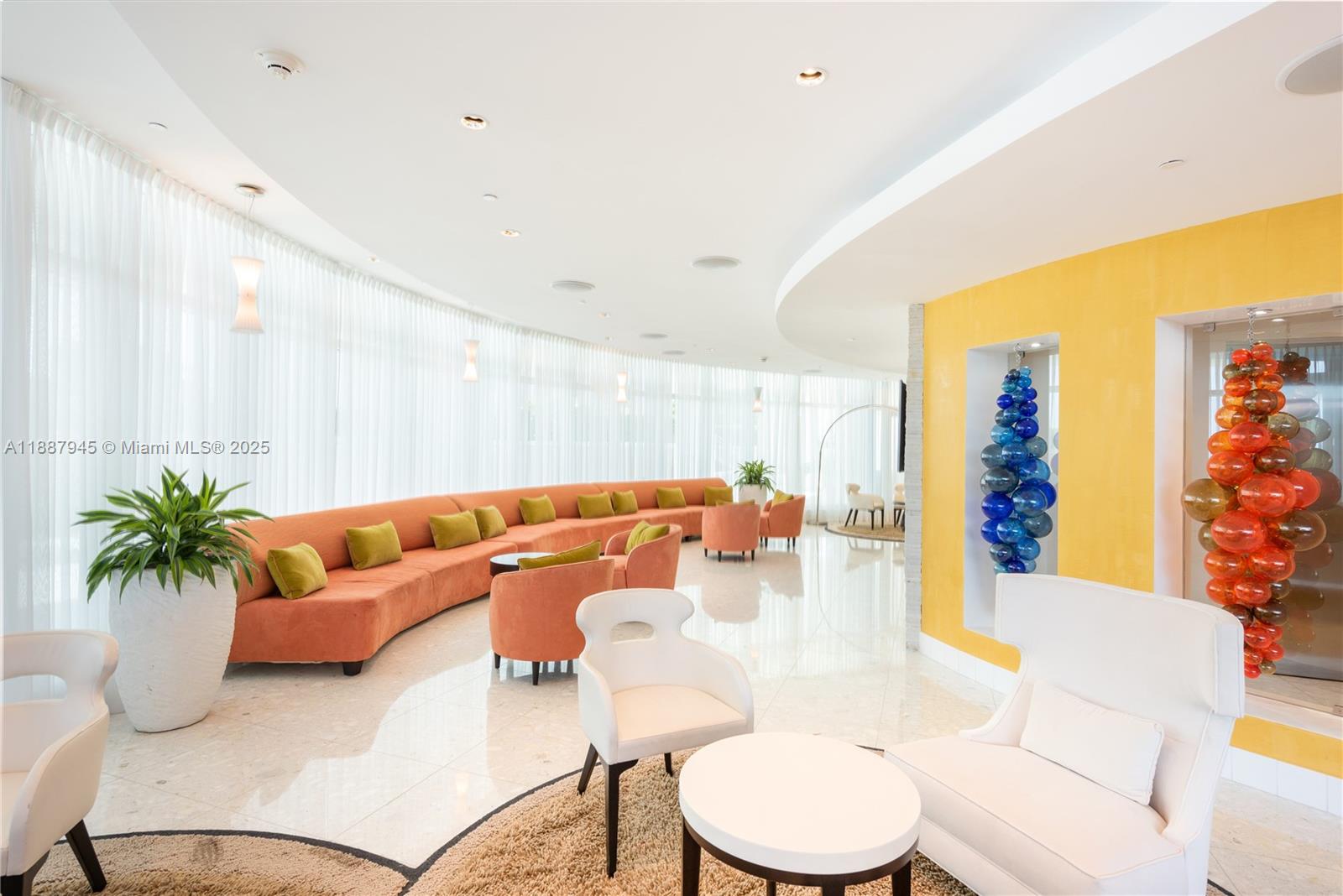 MOSAIC ON MIAMI BEACH - Residential
