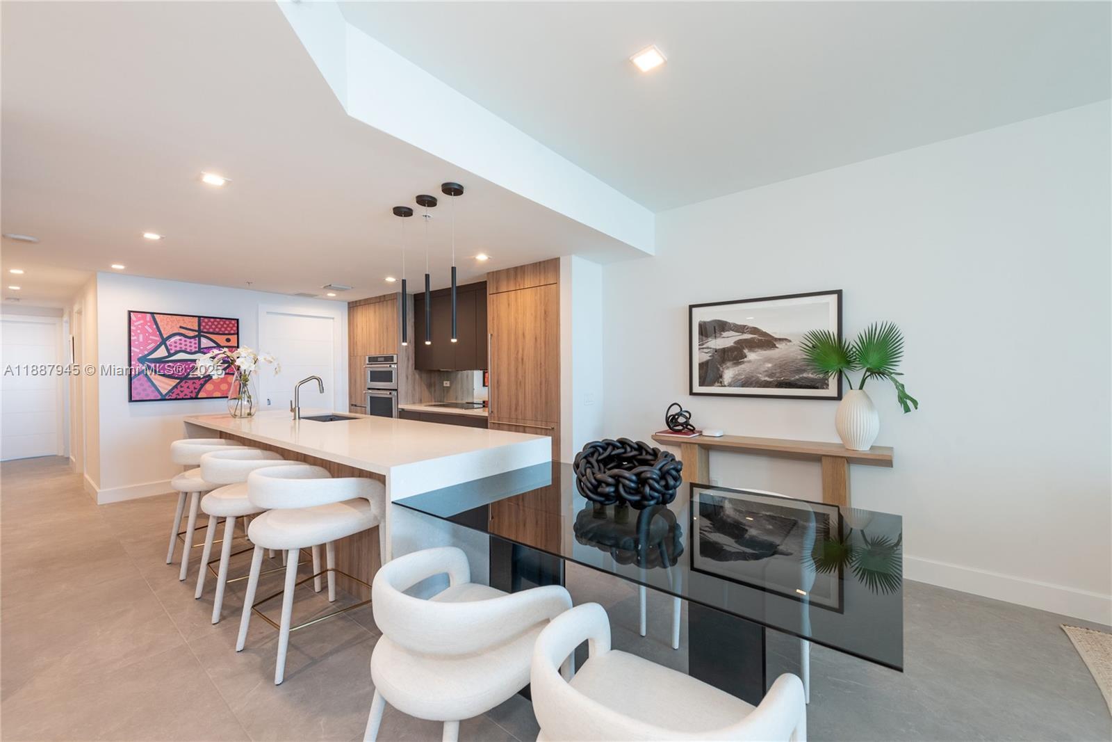 MOSAIC ON MIAMI BEACH - Residential