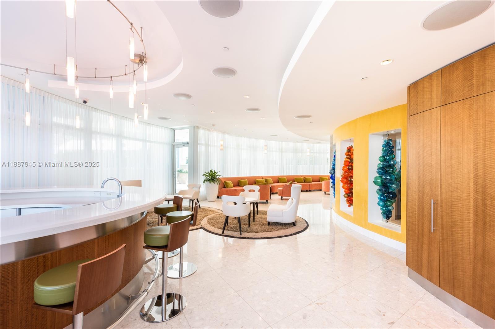 MOSAIC ON MIAMI BEACH - Residential