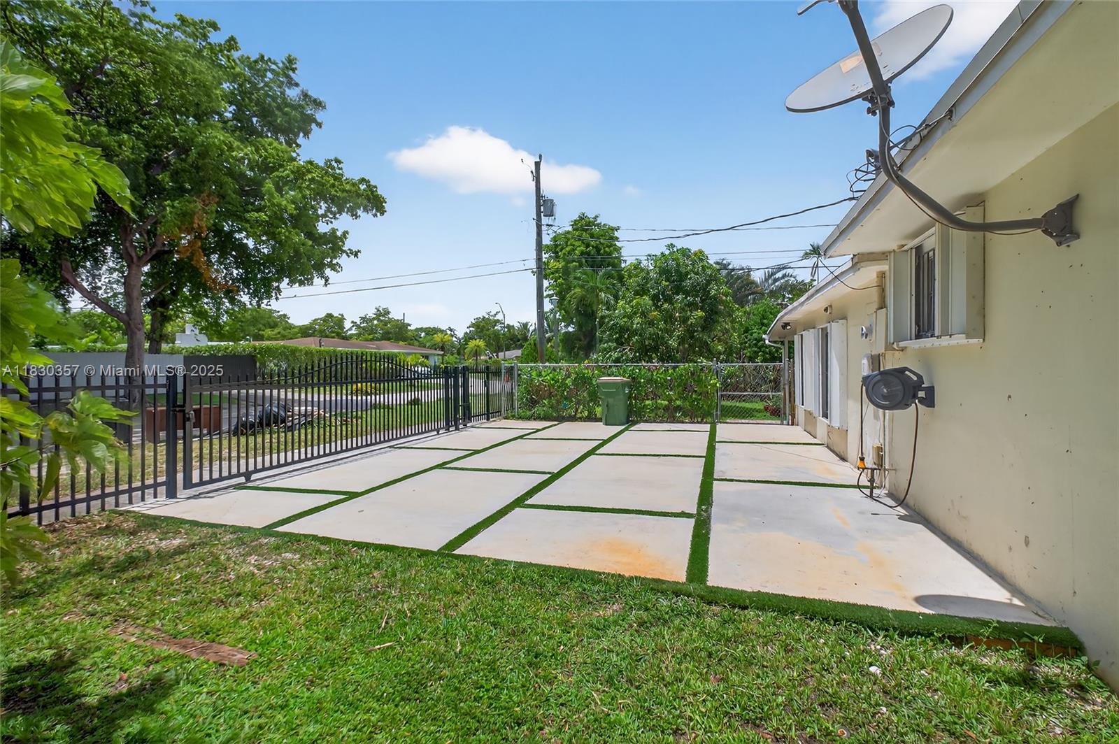 ALHAMBRA HGTS SEC 5 - Residential