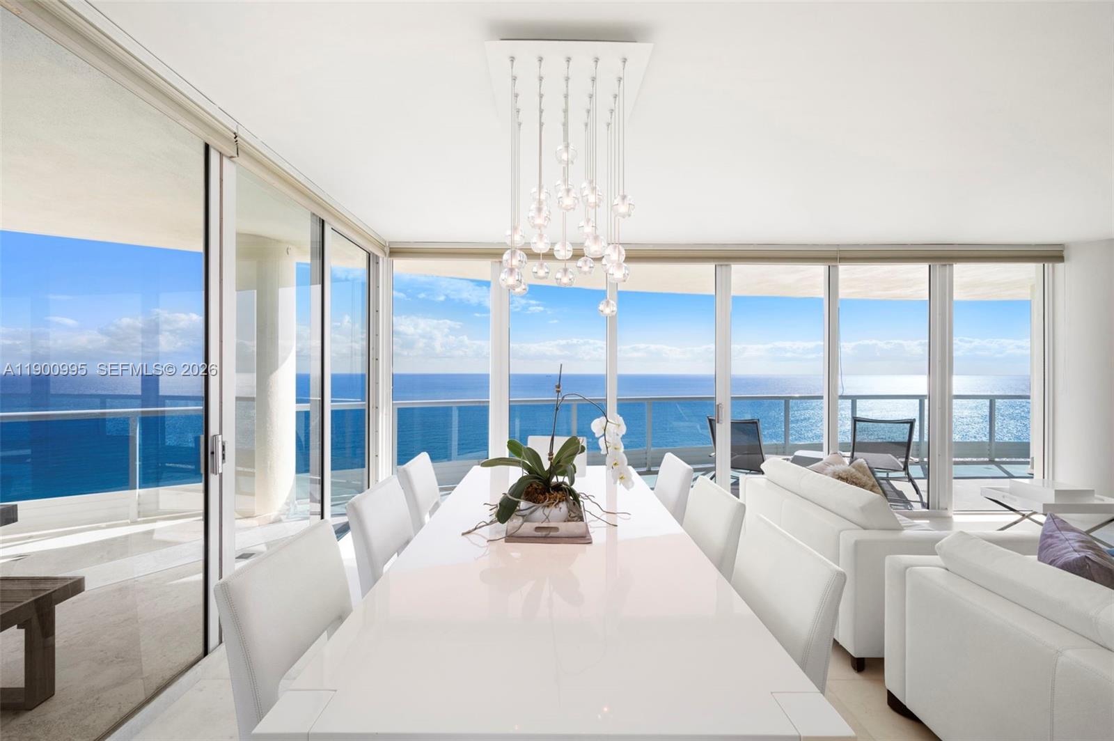 CAPOBELLA CONDO - Residential