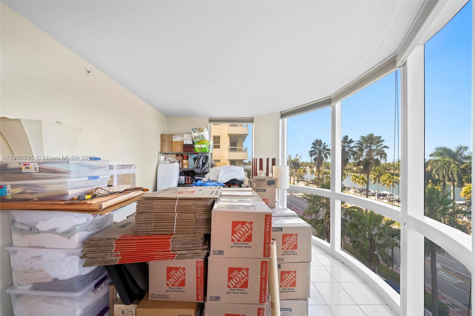 CAPOBELLA CONDO - Residential