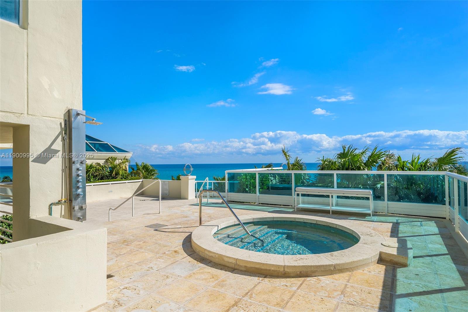 CAPOBELLA CONDO - Residential