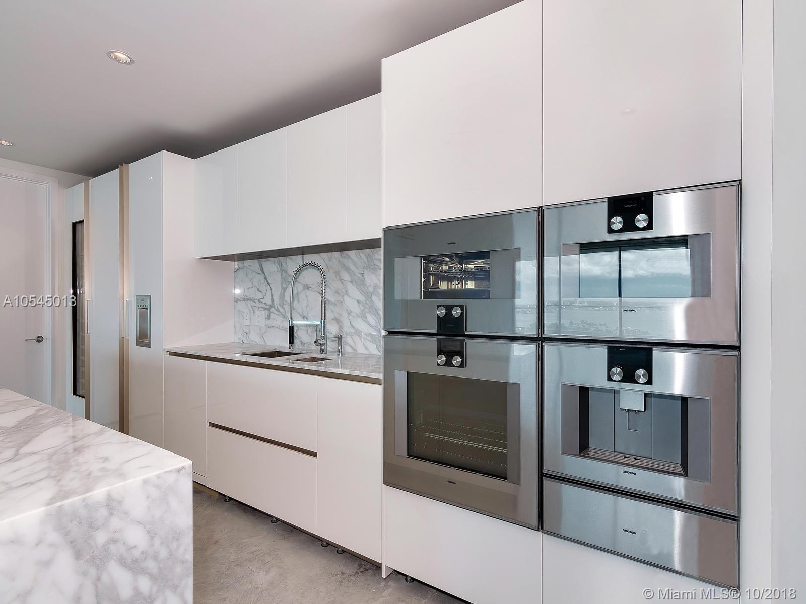 OCEANA BAL HARBOUR CONDO - Residential