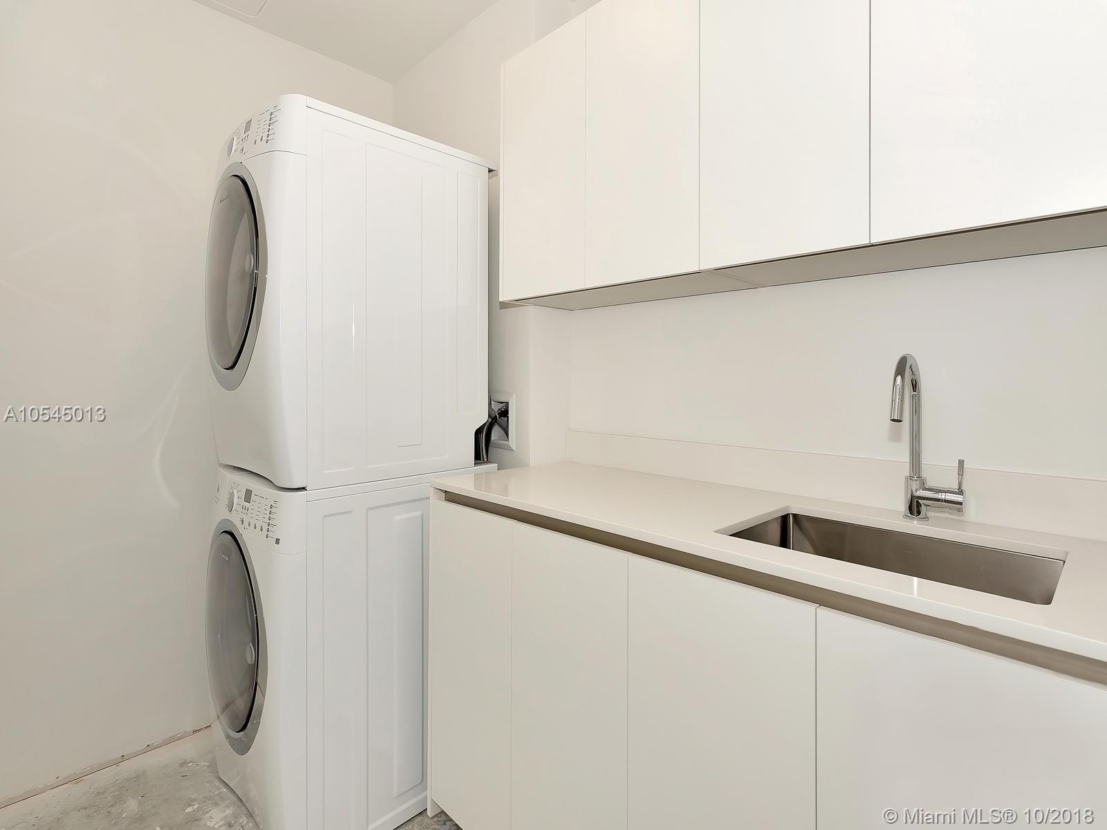 OCEANA BAL HARBOUR CONDO - Residential