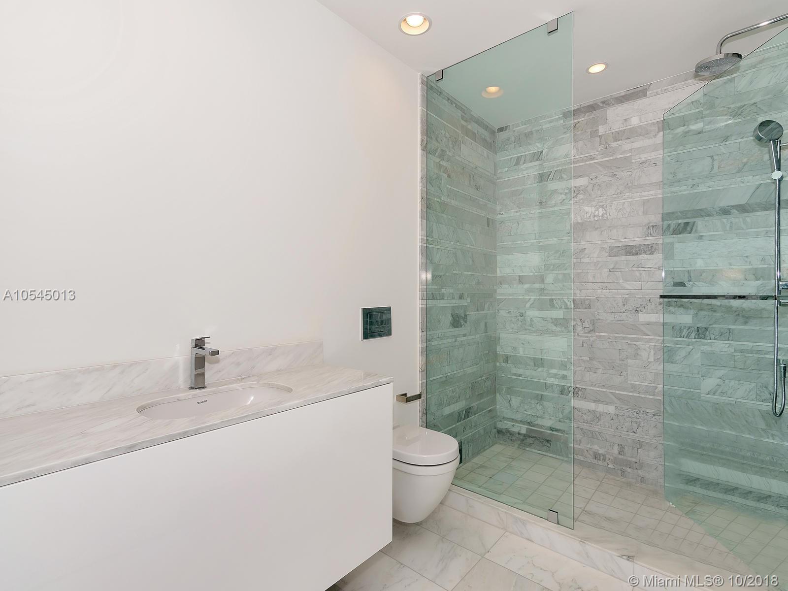 OCEANA BAL HARBOUR CONDO - Residential