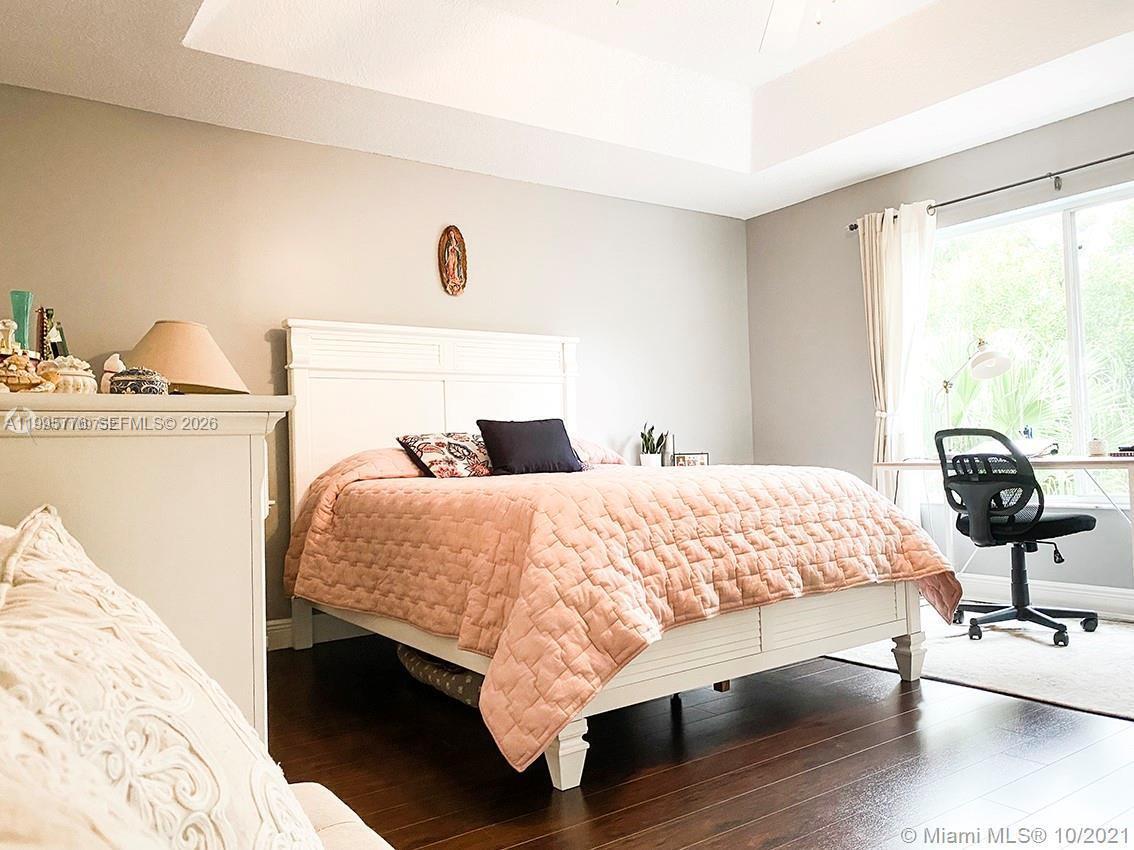 BANYAN TRAILS - Residential Lease