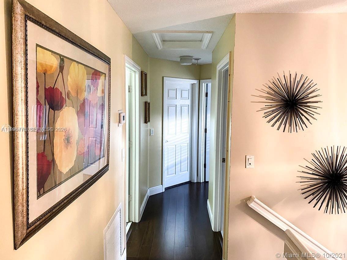 BANYAN TRAILS - Residential Lease