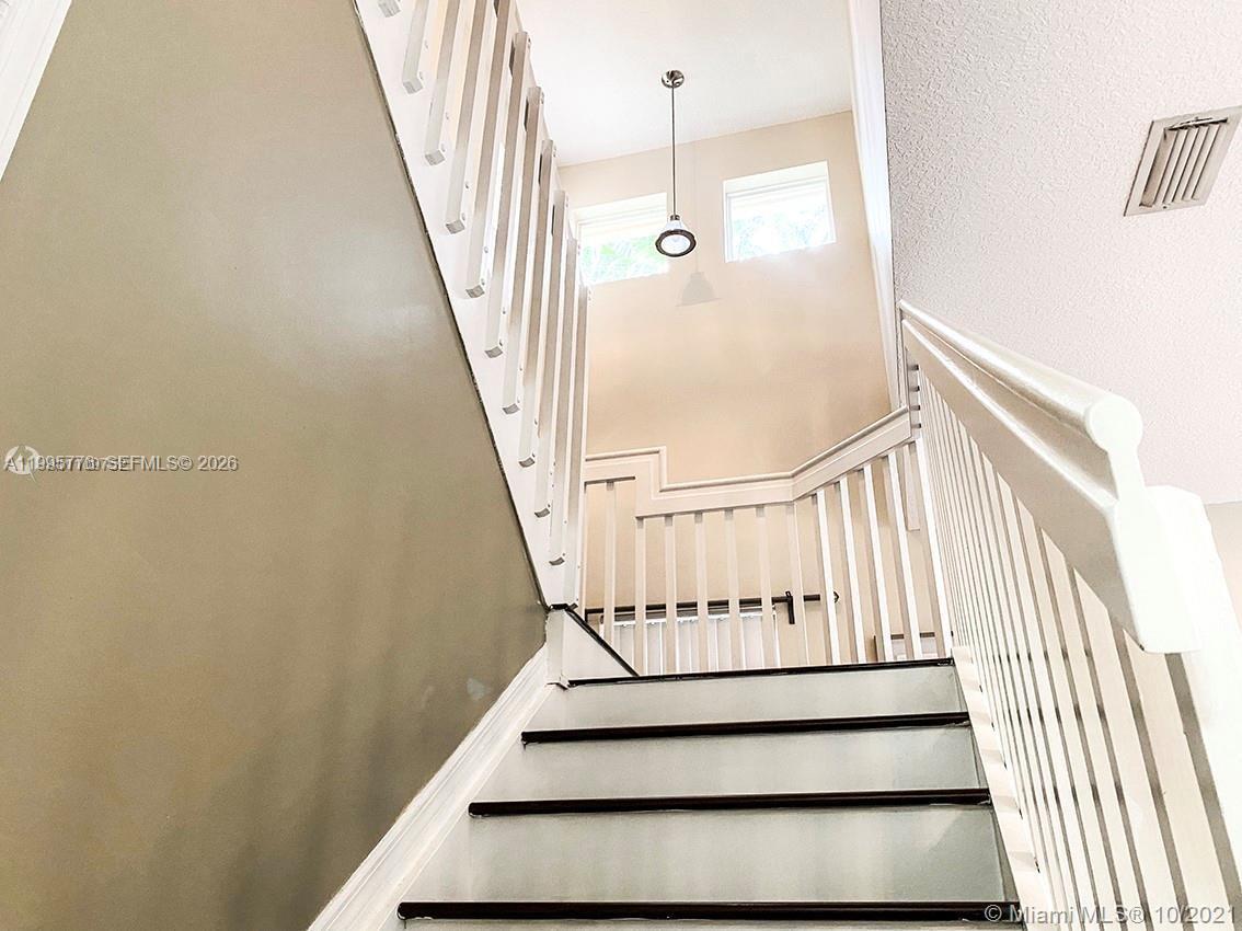 BANYAN TRAILS - Residential Lease