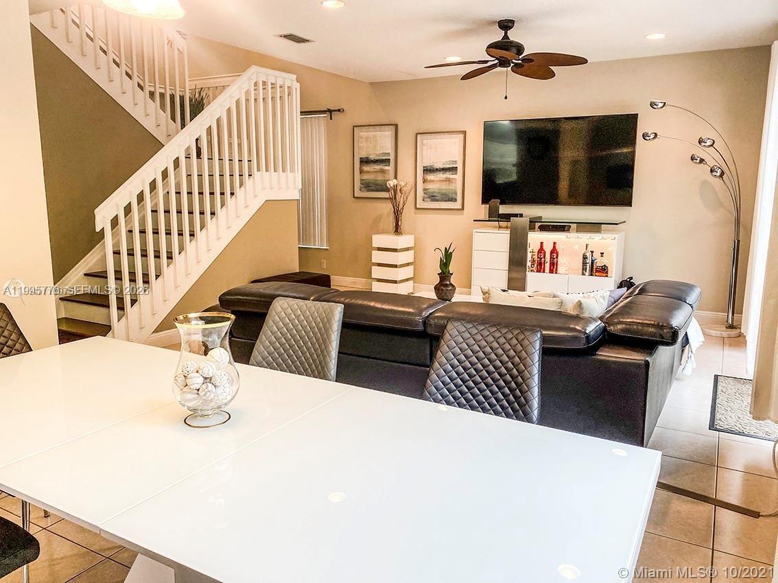 BANYAN TRAILS - Residential Lease