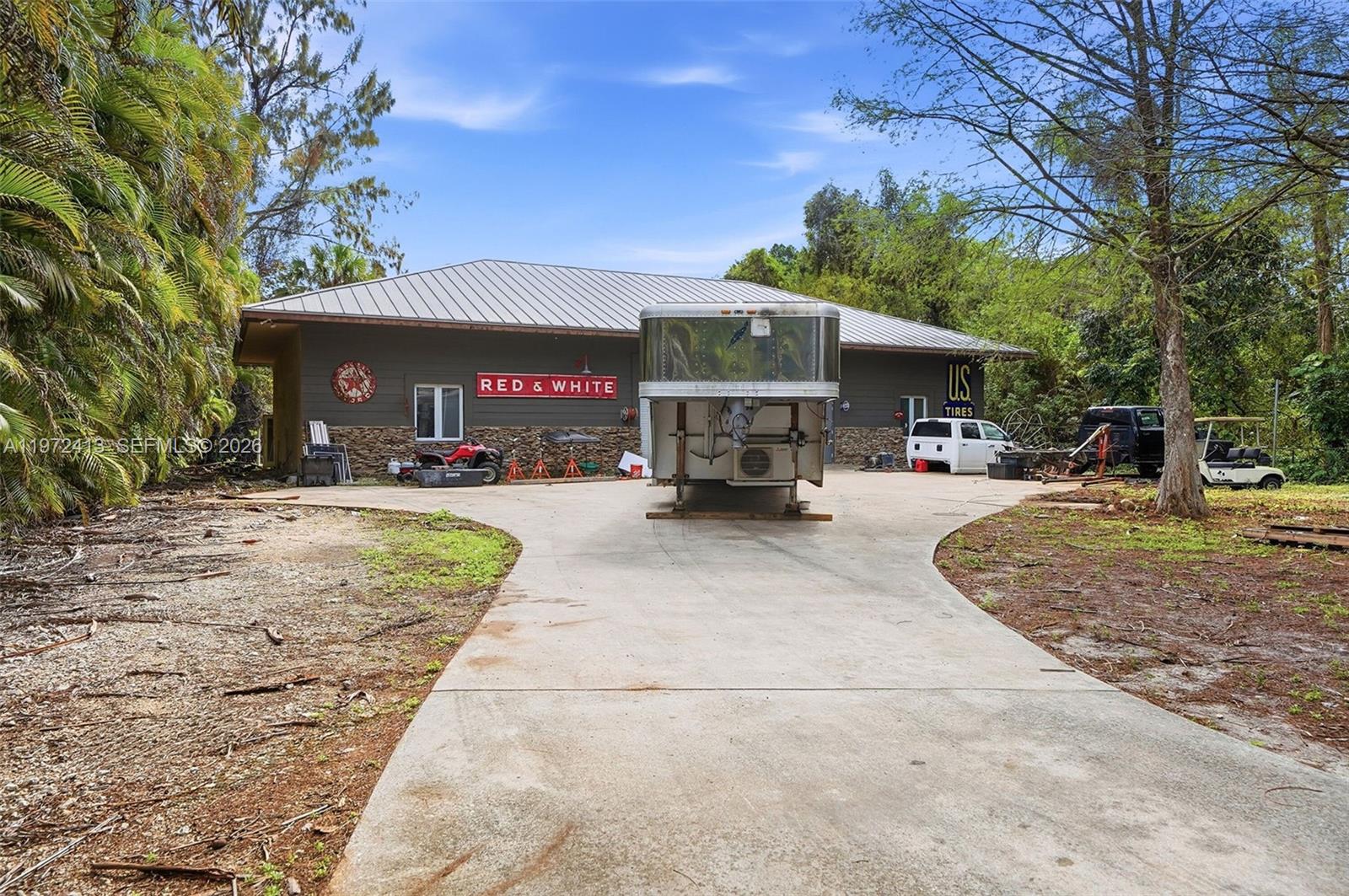 PLANTATION - Residential