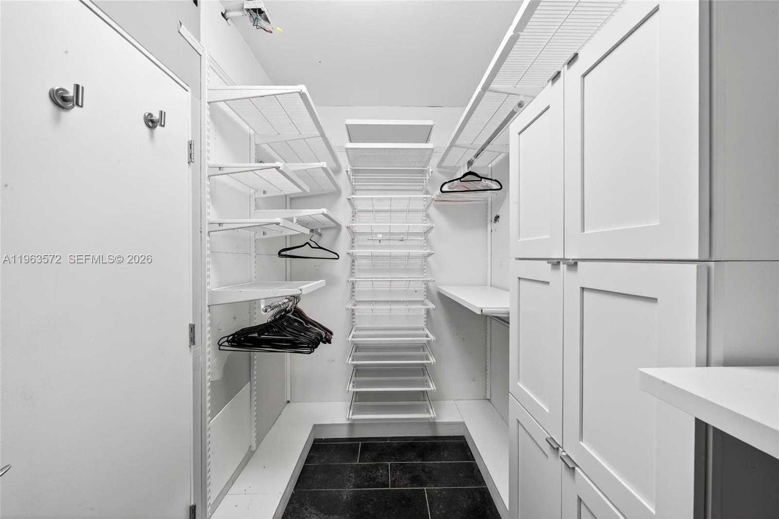 CAMBRIDGE TOWERS CONDO - Residential