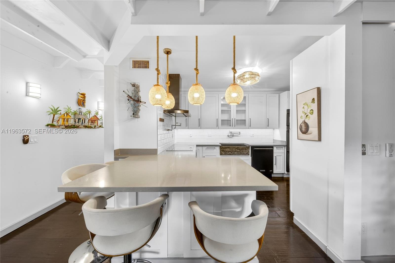 CAMBRIDGE TOWERS CONDO - Residential