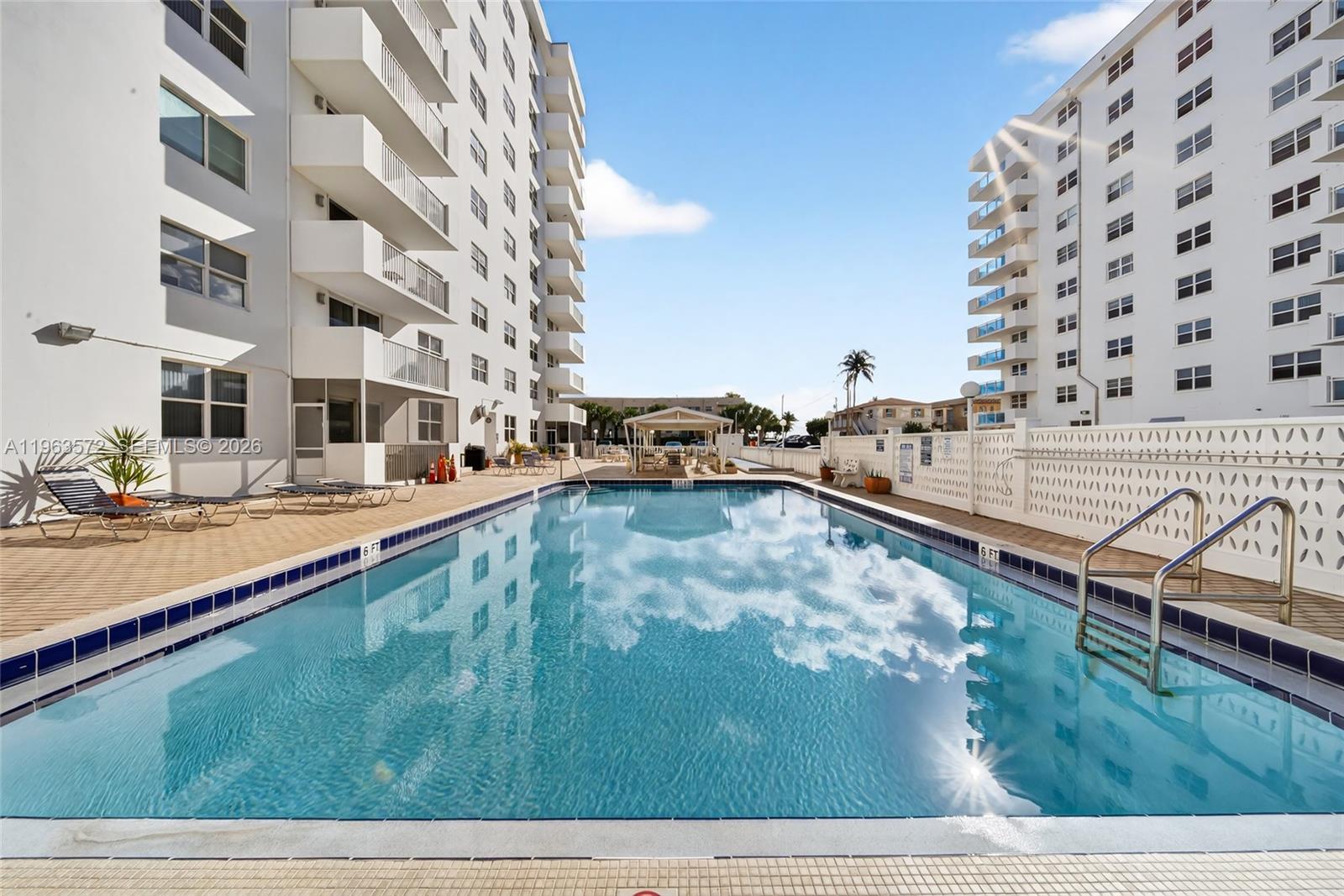 CAMBRIDGE TOWERS CONDO - Residential