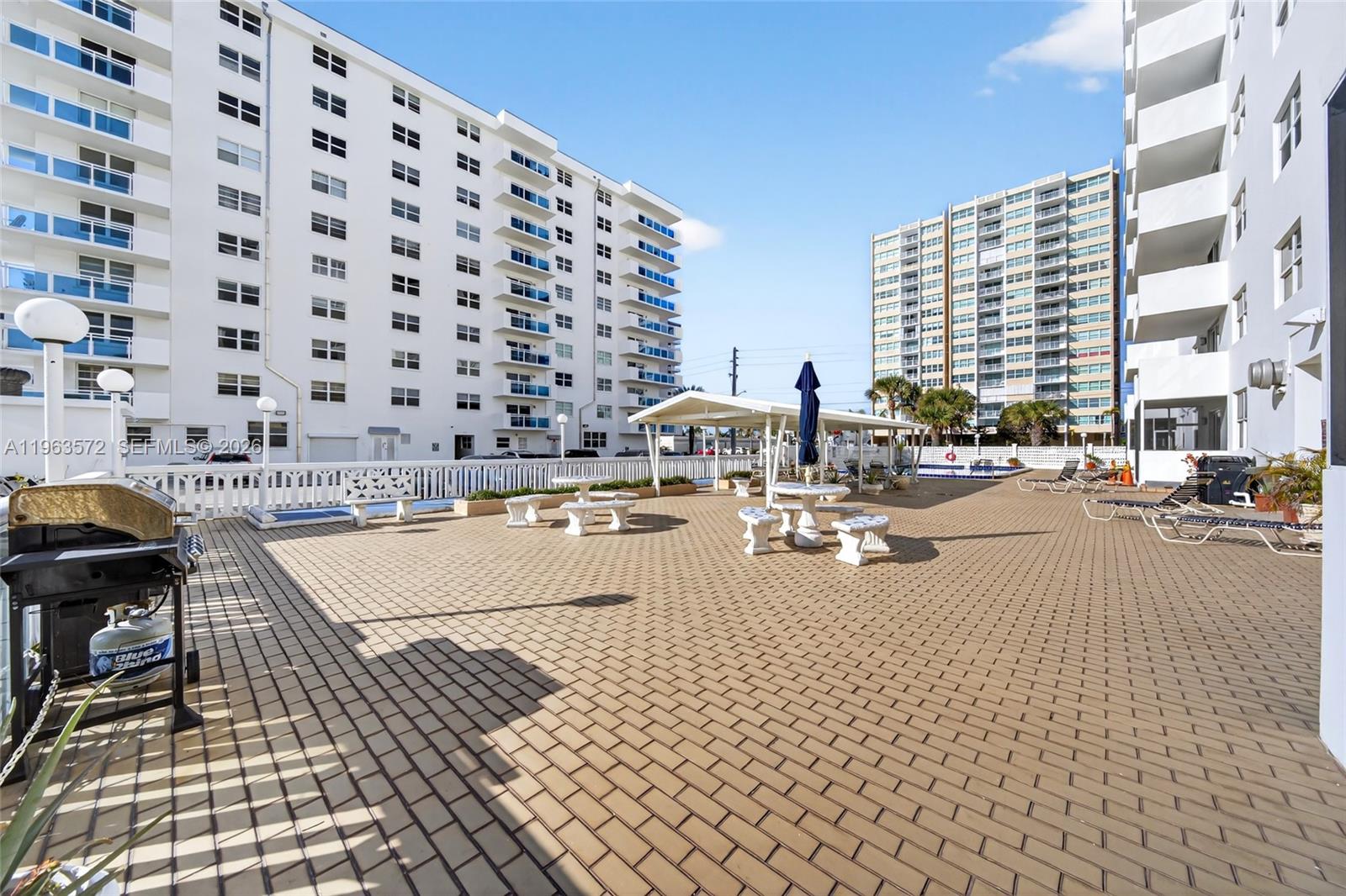 CAMBRIDGE TOWERS CONDO - Residential