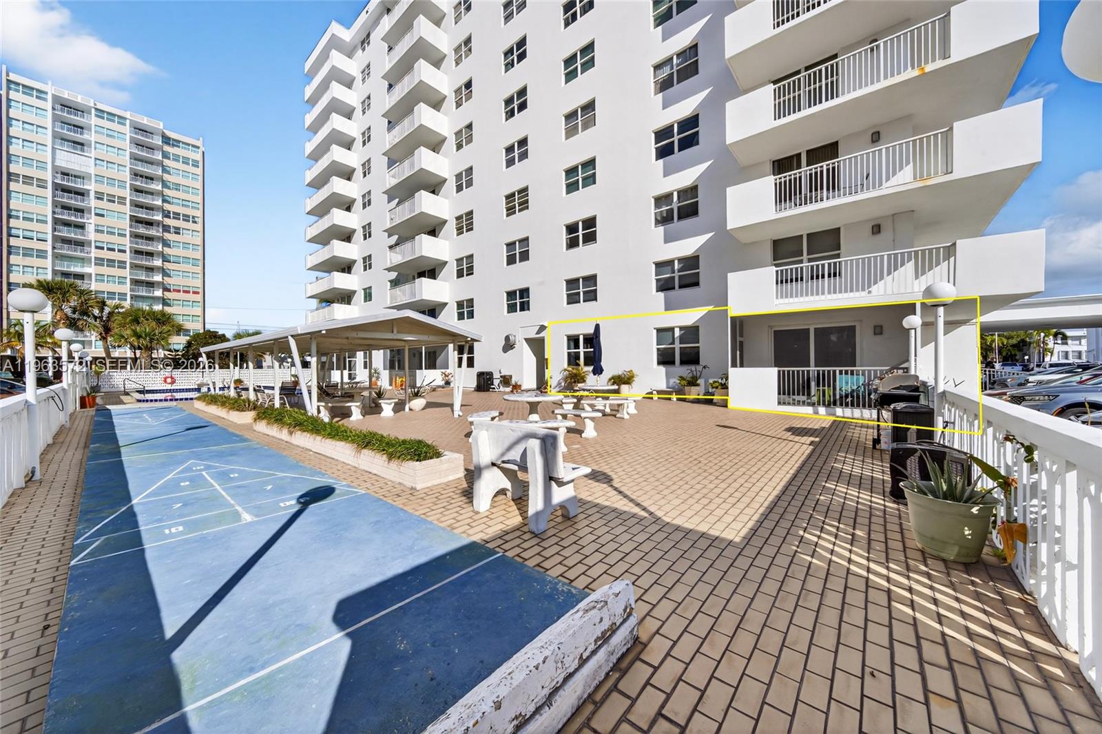 CAMBRIDGE TOWERS CONDO - Residential