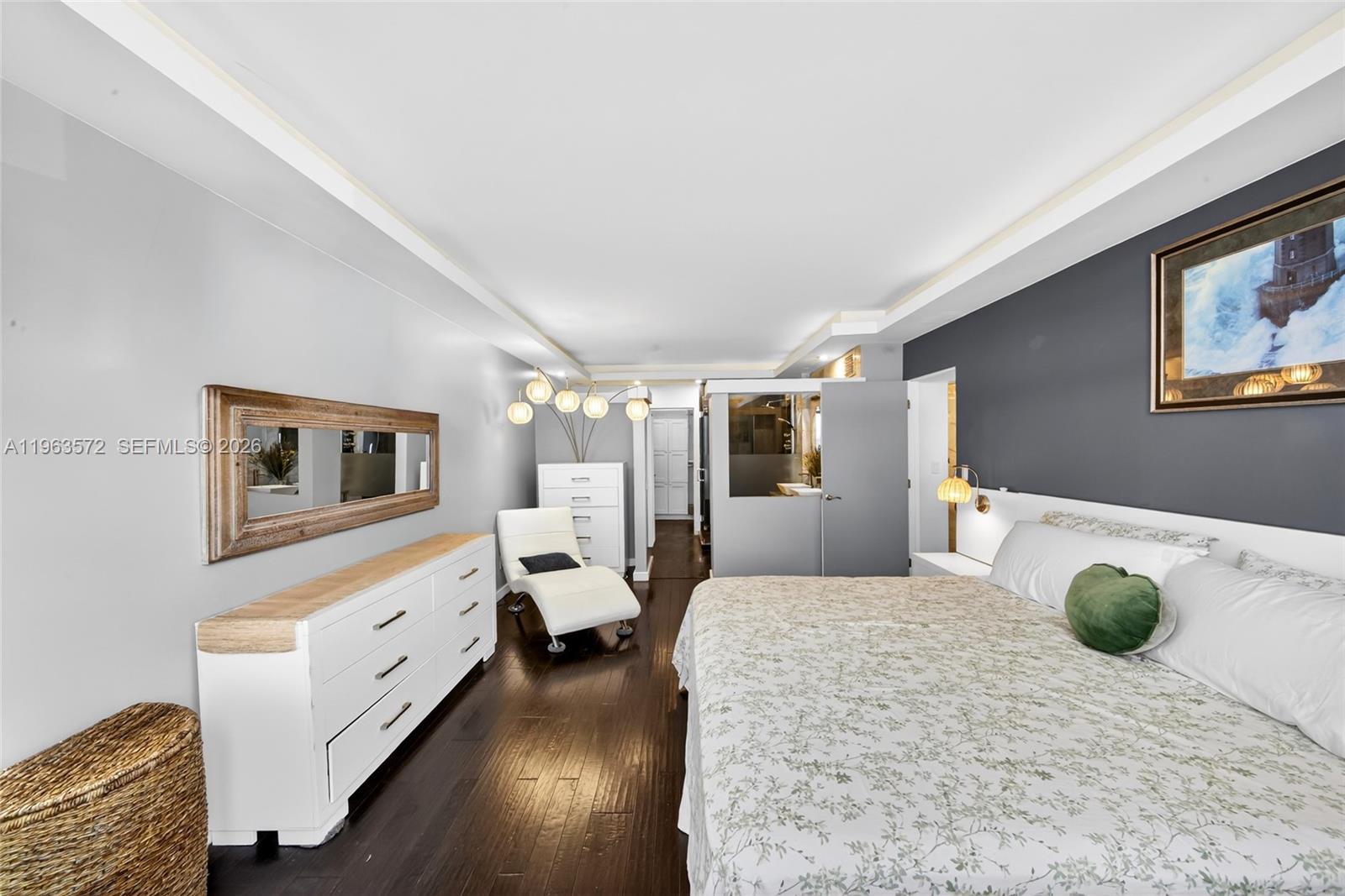 CAMBRIDGE TOWERS CONDO - Residential