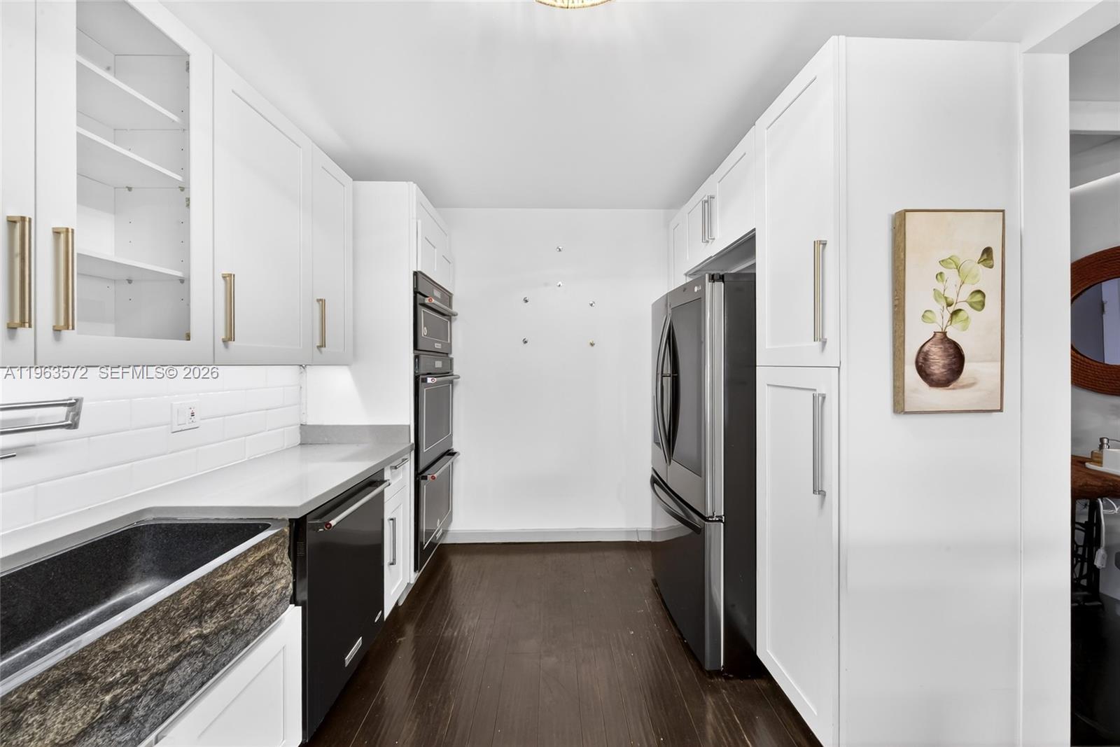 CAMBRIDGE TOWERS CONDO - Residential