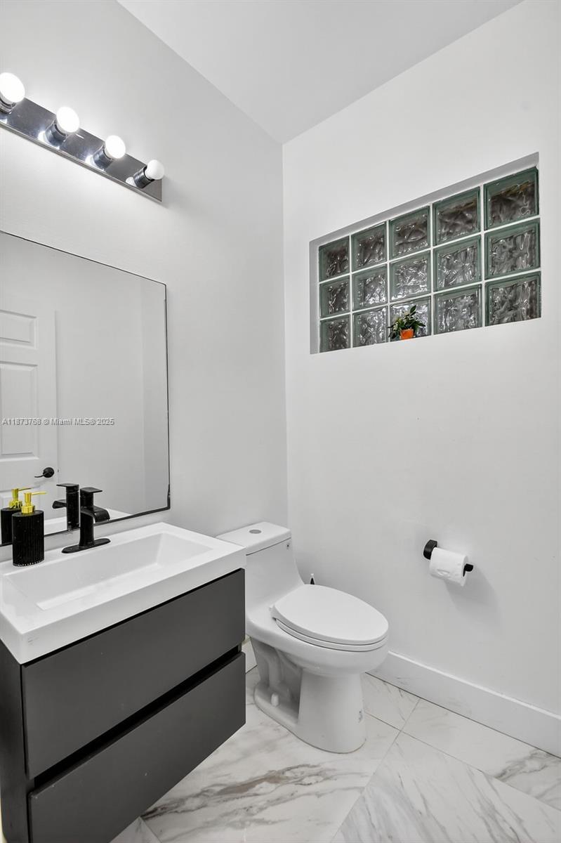 MADISON GREEN 1 PAR B - Residential