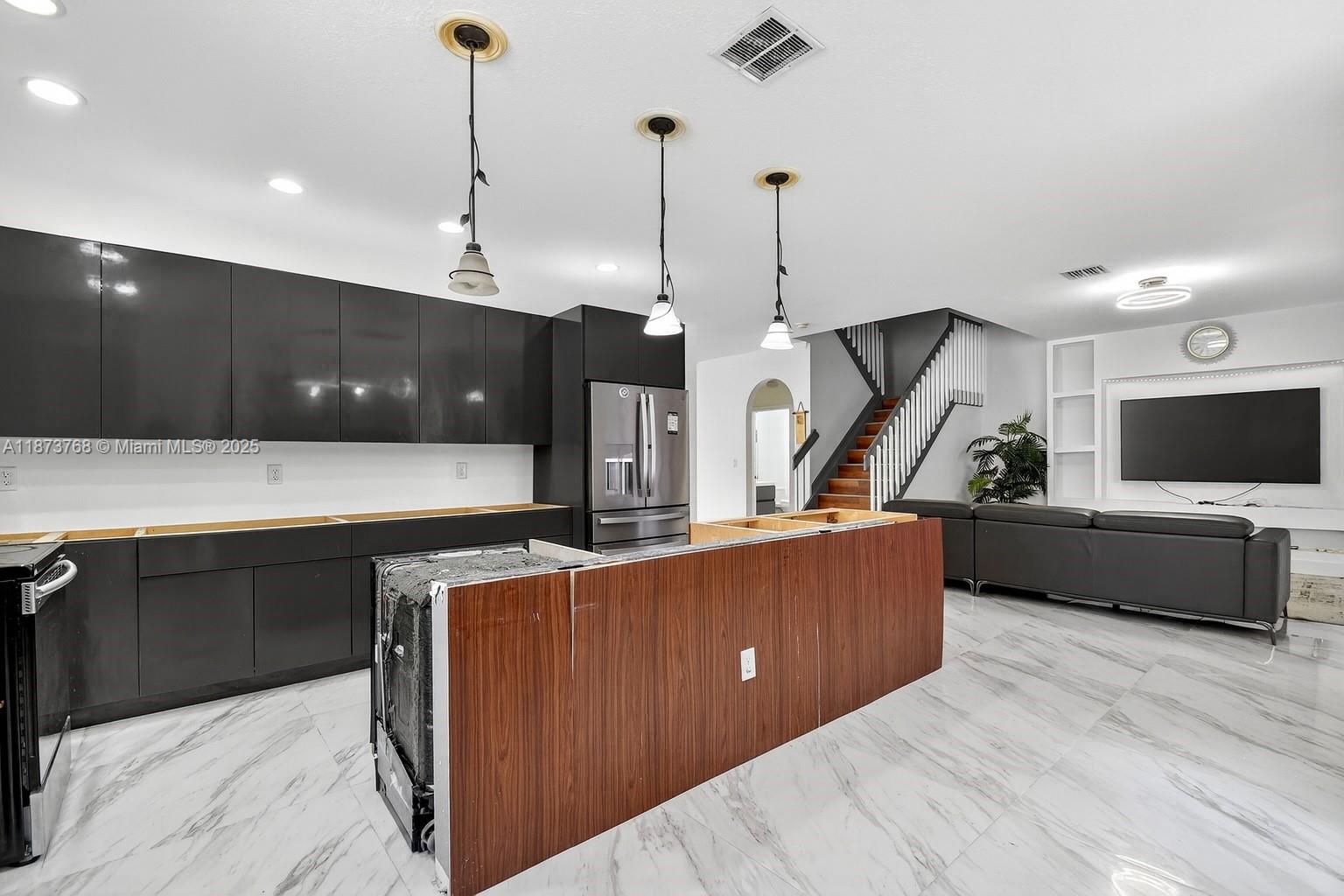 MADISON GREEN 1 PAR B - Residential