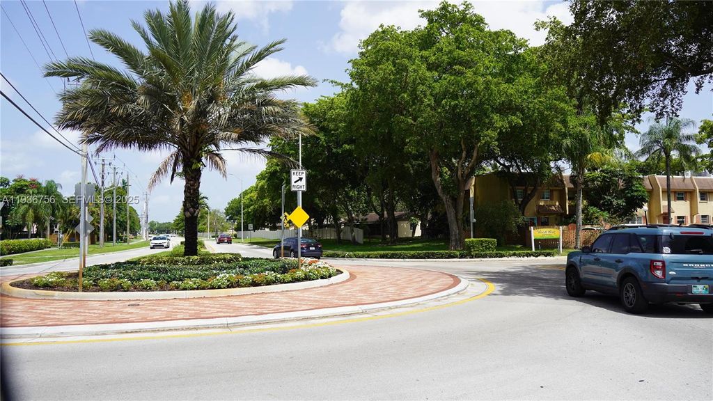 Photo of 7175 Nova Dr #204, Davie, FL 33317 (MLS # A11936756)