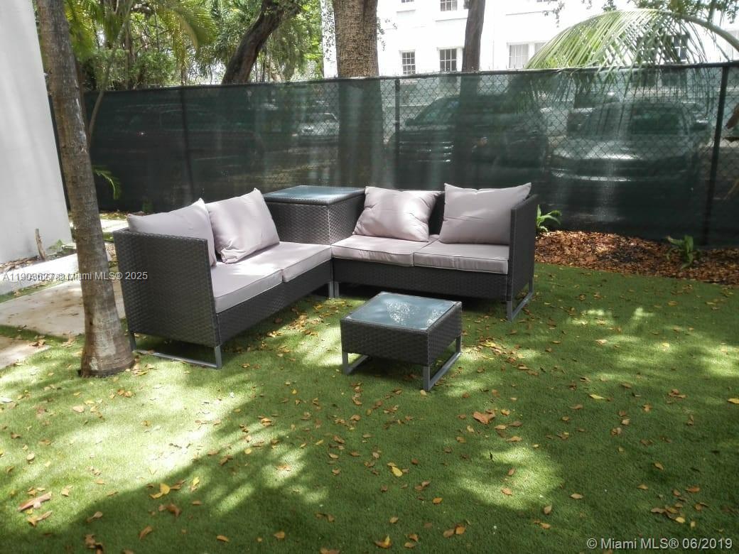 BEVERLY TERR - Residential Lease