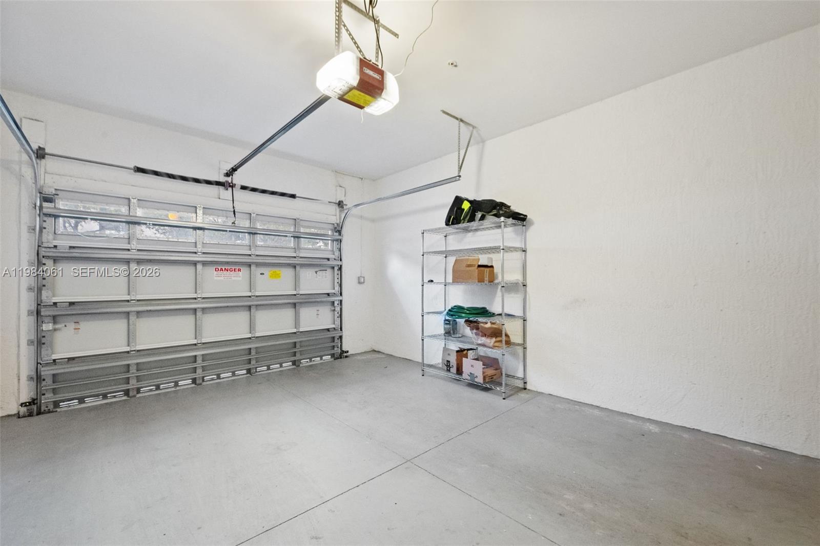 WEITZER AVENTURA PLACE CO - Residential Lease