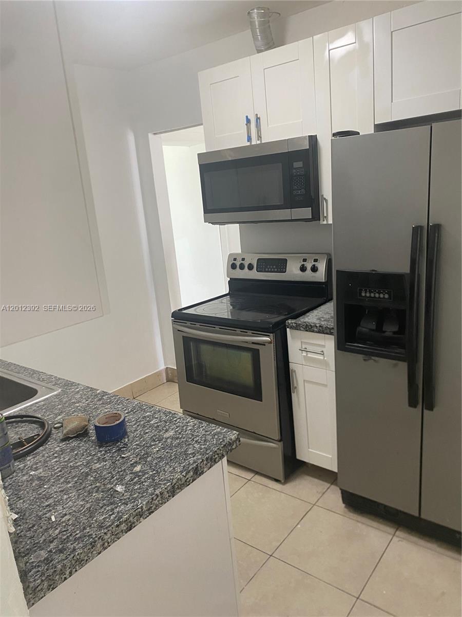 1070 NW 147th St