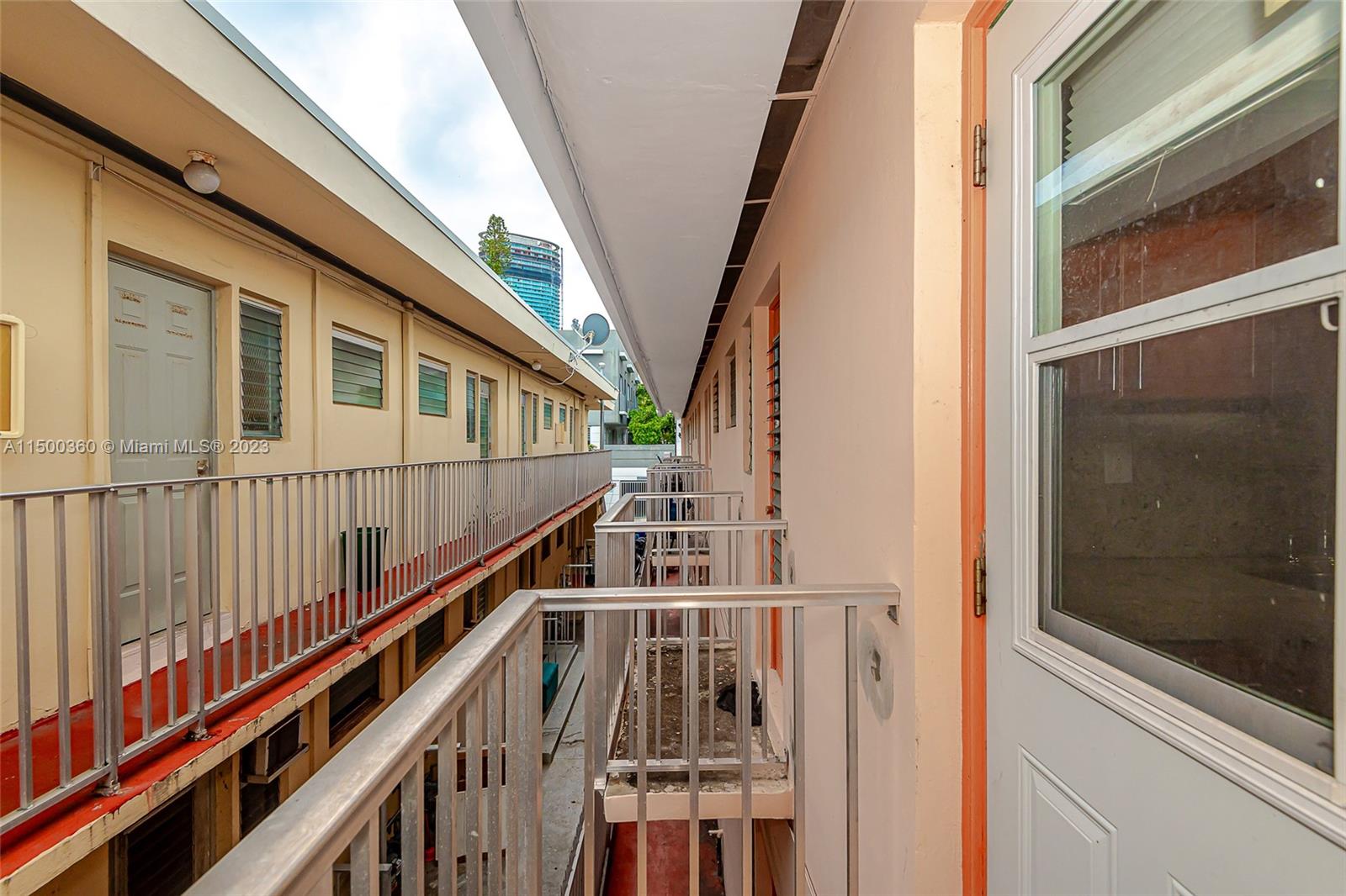 644 MERIDIAN BUILDING CON - Residential