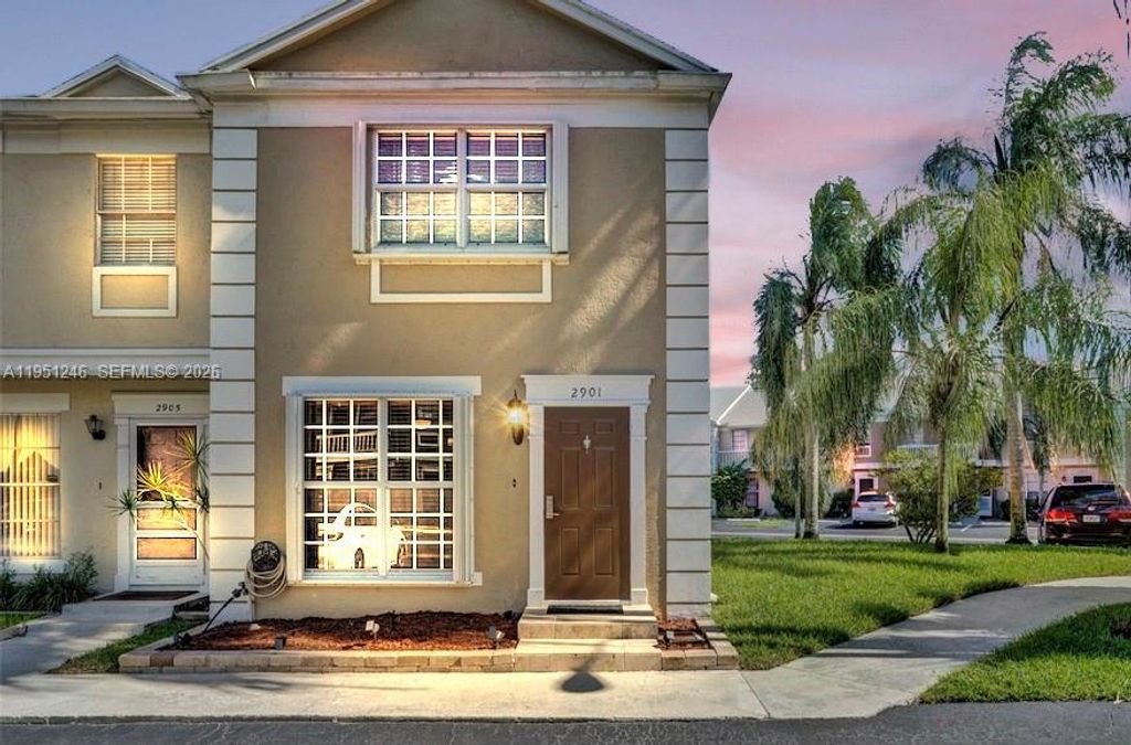 Photo of 2901 Dorchester Ln, Cooper City, FL 33026 (MLS # A11951246)