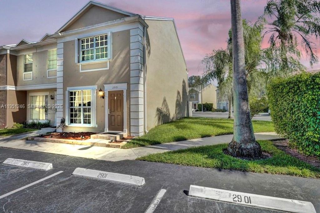 Photo of 2901 Dorchester Ln, Cooper City, FL 33026 (MLS # A11951246)