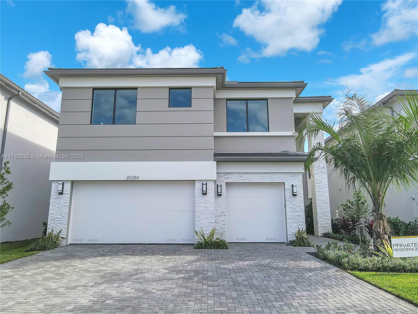 BOCA RATON GOLF COURSE - Residential