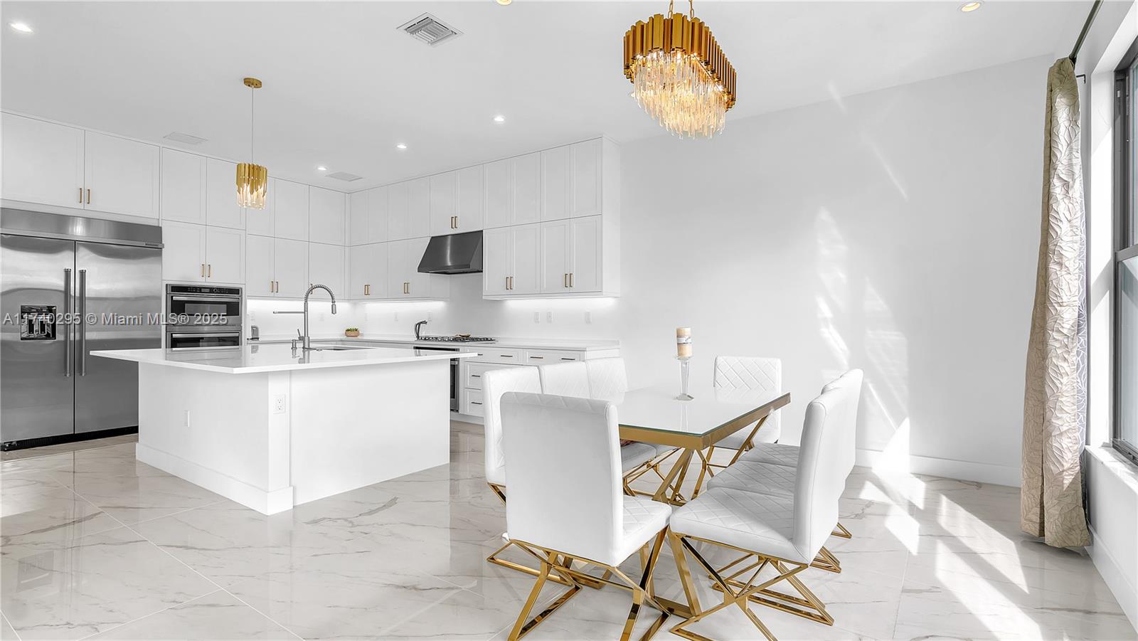 BOCA RATON GOLF COURSE - Residential
