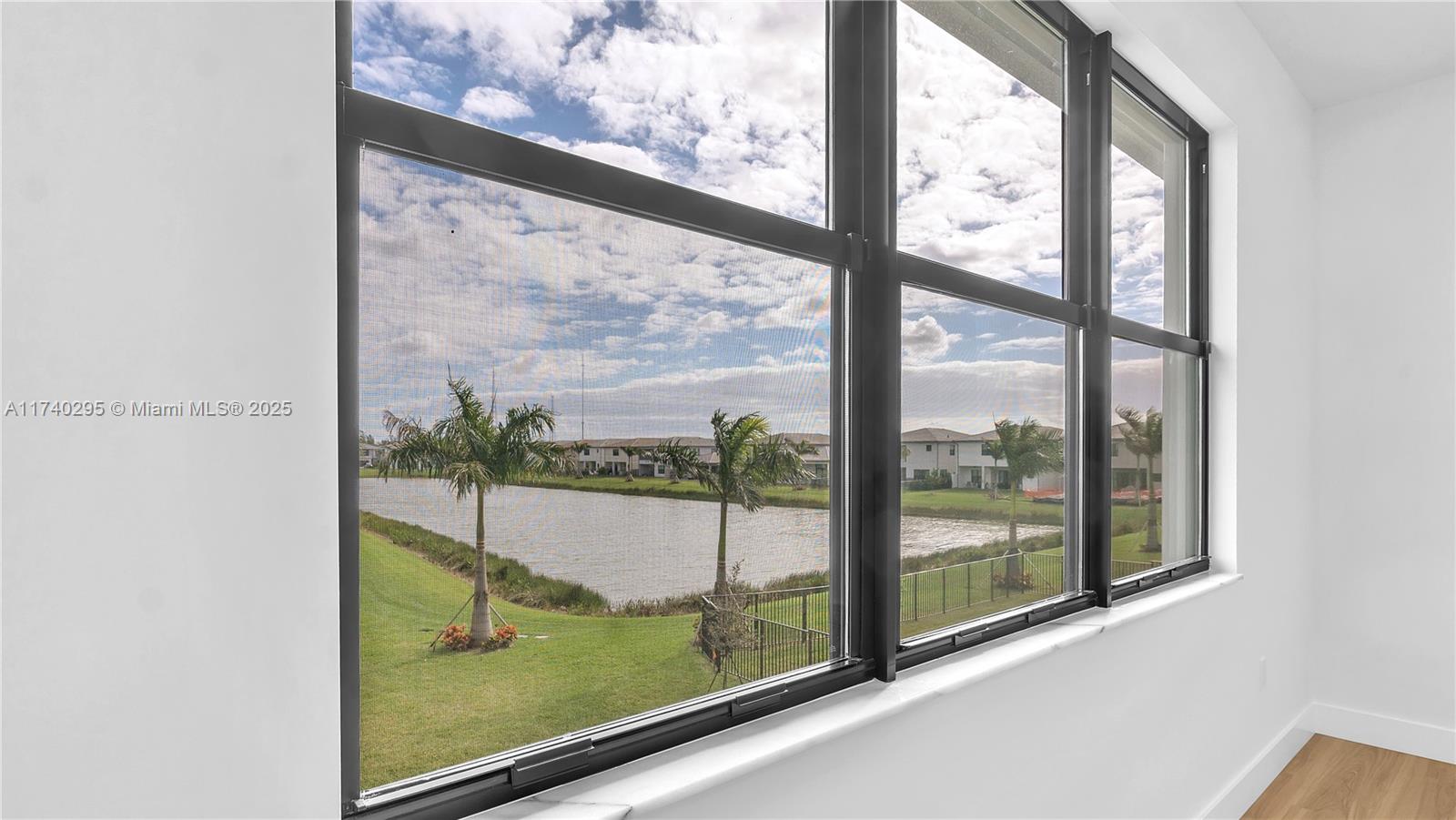 BOCA RATON GOLF COURSE - Residential