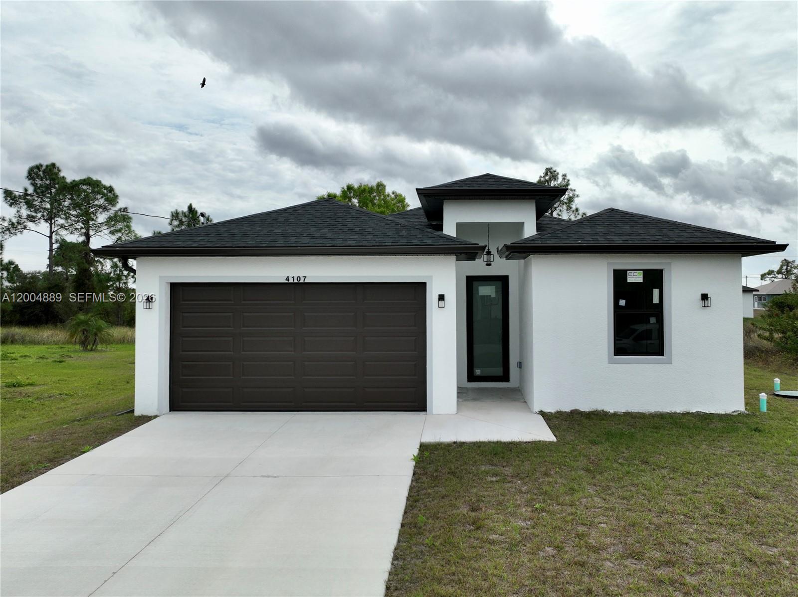 LEHIGH ACRES - Residential